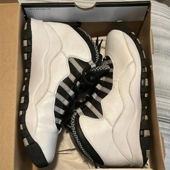 OG Air Jordan Retro X  ( 10 )  Retro “Steel” Sneakers  Mens Size 10 main image 6
